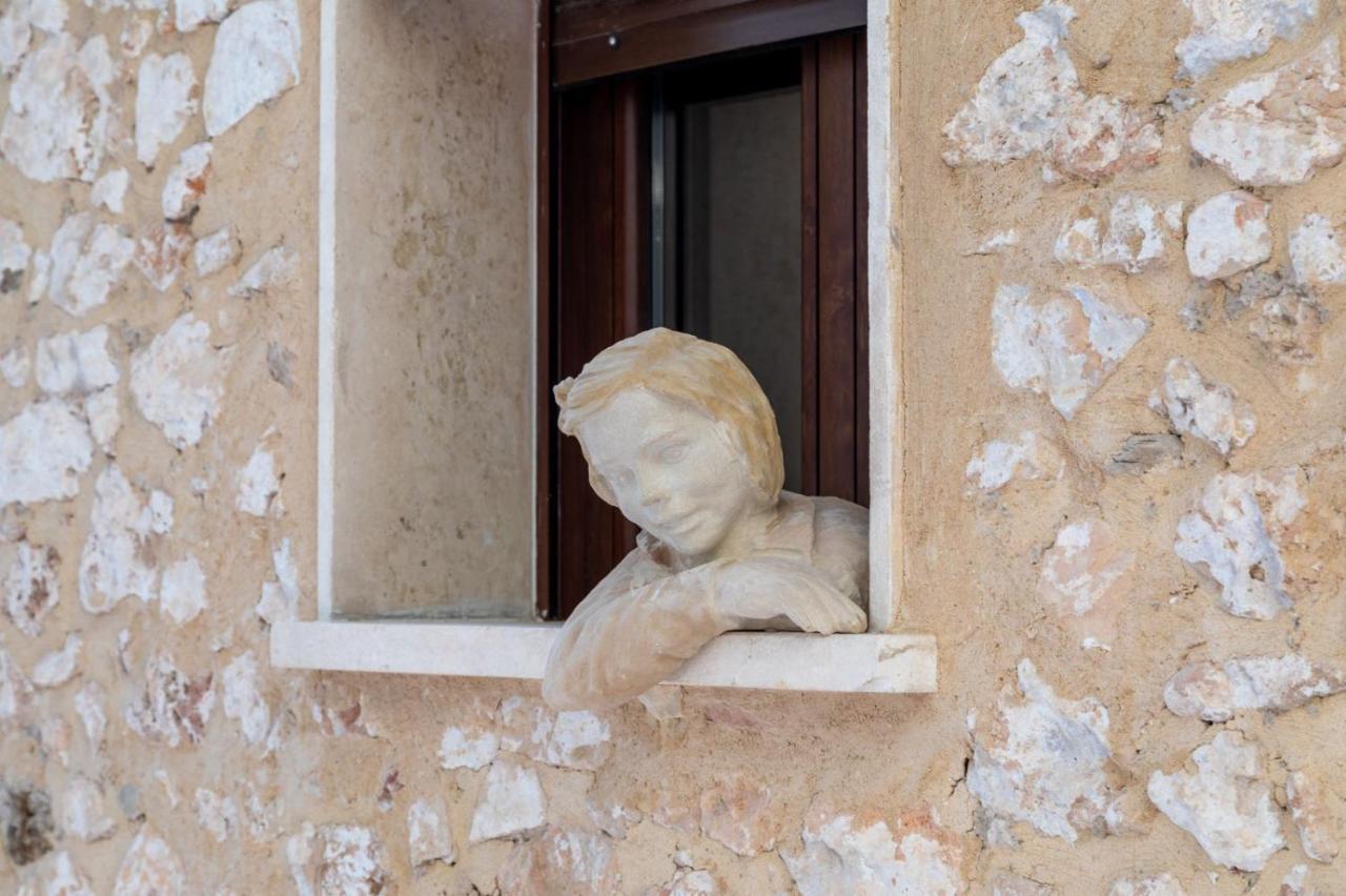 Domus Lapidis - Villa Bogarra ภายนอก รูปภาพ